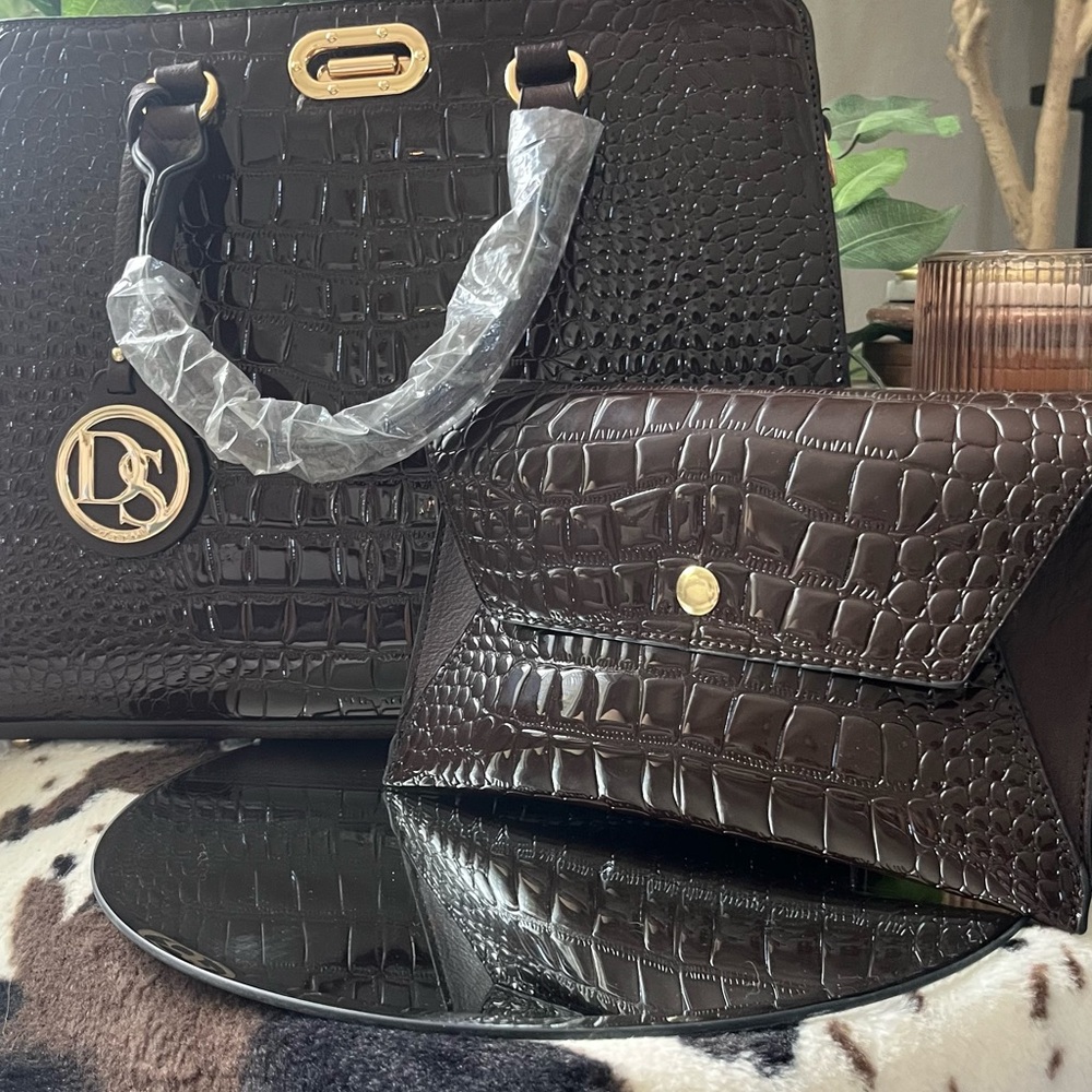 Luxurious Coffee Brown Crocodile Pattern Satchel Set